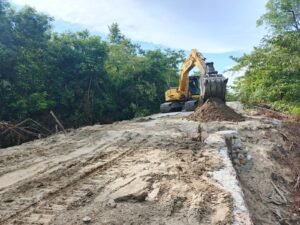 Struktur Badan Jembatan Aramco Dipastikan Kuat Lewat Tahap Perataan Timbunan