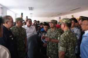 Asrenum Panglima TNI Tinjau KDKMP di Blitar