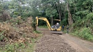 Perbaikan Drainase dan Timbunan Tingkatkan Kualitas Jalan di Desa Patukku