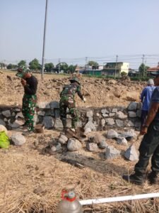 Talud di Parangjoro: Solusi Penahan Tanah dari TMMD Kodim 0726/Sukoharjo