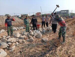 Kekompakan Empat Pilar Memacu Pembangunan di Parangjoro
