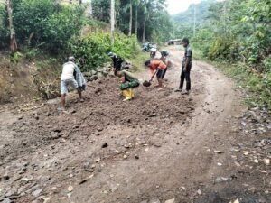 Pengerjaan Jalan di Dusun Samaenre Mendekati Tahap Kerataan