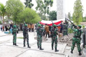 Purnawirawan TNI Dimakamkan Secara Militer, Kodim 1006/Banjar Berikan Penghormatan Negara