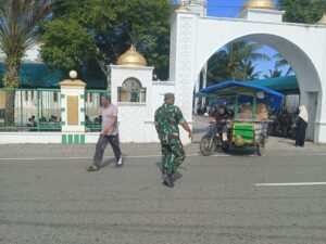 Babinsa Koramil 05/Panga Kawal Kegiatan Maulid, Ciptakan Suasana Aman dan Nyaman