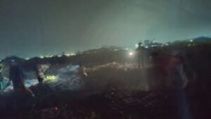 Tim Gabungan Padamkan Karhutla di Palukahan, Danramil Soroti Peran Sinergi