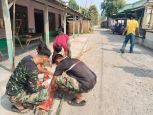 Umbul-umbul Merah Putih Hidupkan Parangjoro Jelang Hari Kemerdekaan